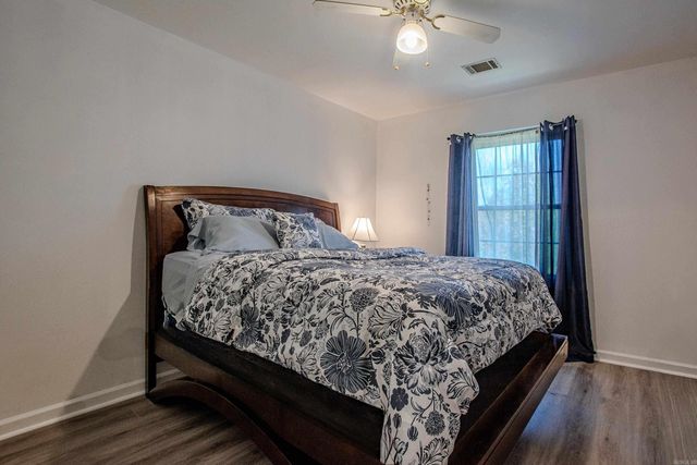 31 Turquoise Drive, Maumelle, AR 72113