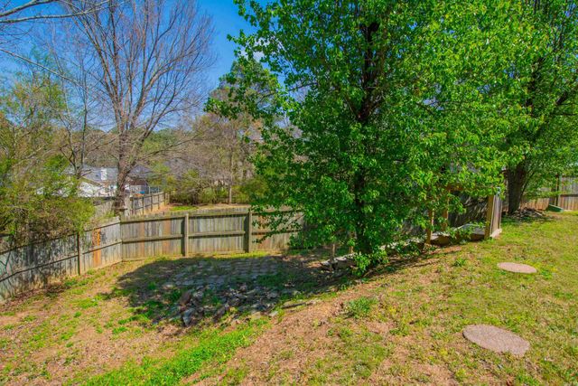 31 Turquoise Drive, Maumelle, AR 72113