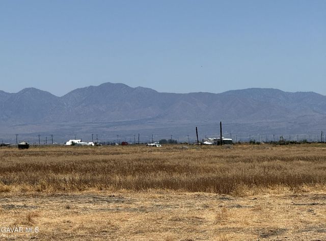 E Vic Avenue G2 57 Ste, Lancaster, CA 93535