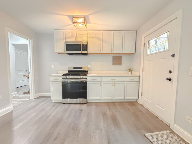 101 Van Buren Avenue, Hobart, IN 46342