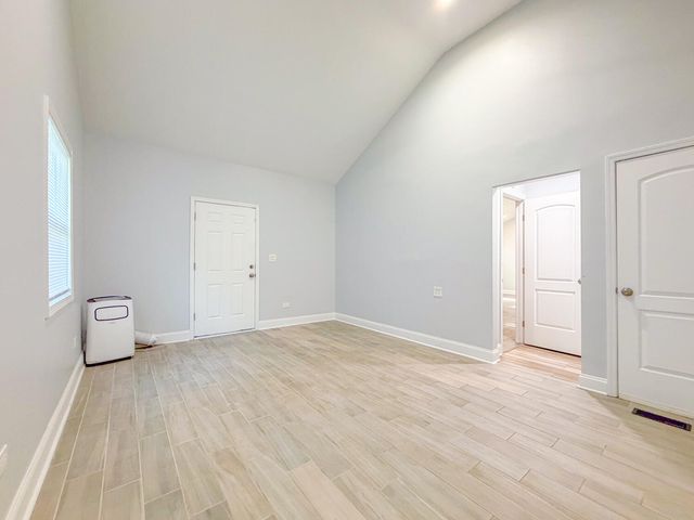 101 Van Buren Avenue, Hobart, IN 46342