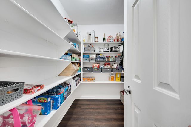 8204 Wildrock Drive, Arlington, TX 76001