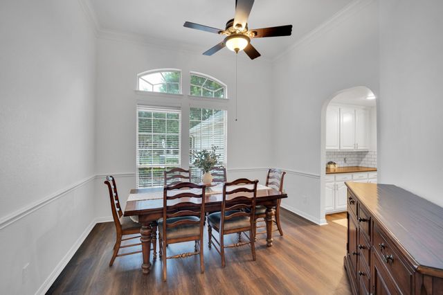 8204 Wildrock Drive, Arlington, TX 76001