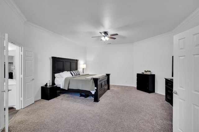 8204 Wildrock Drive, Arlington, TX 76001