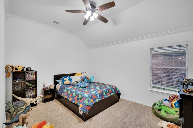 8204 Wildrock Drive, Arlington, TX 76001