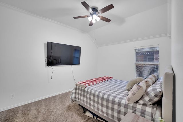 8204 Wildrock Drive, Arlington, TX 76001