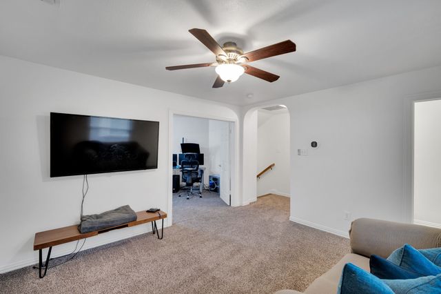 8204 Wildrock Drive, Arlington, TX 76001