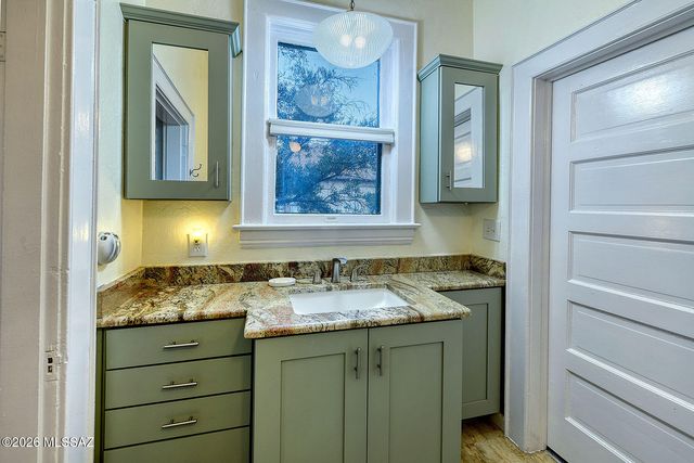 528 E 2nd Street, Tucson, AZ 85705