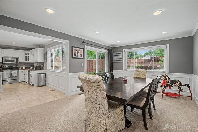630 Clareridge Lane, Centerville, OH 45458