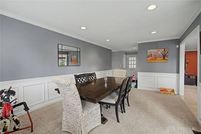 630 Clareridge Lane, Centerville, OH 45458
