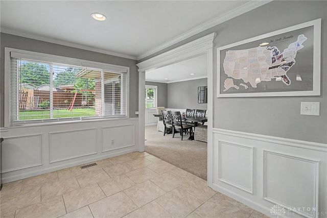 630 Clareridge Lane, Centerville, OH 45458