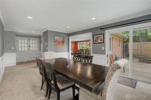630 Clareridge Lane, Centerville, OH 45458