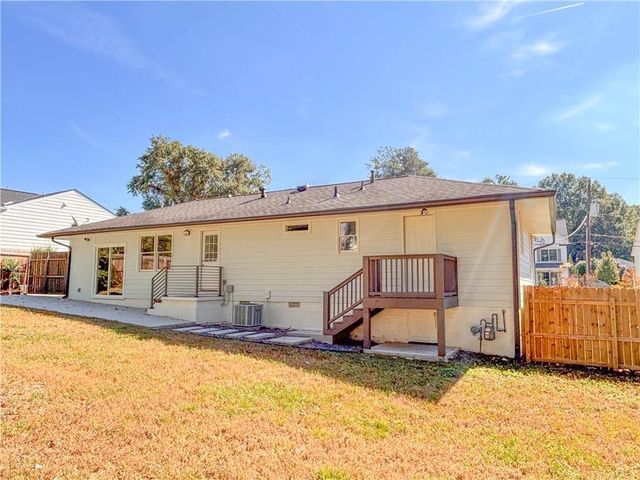 1912 Canmont NE Drive, Brookhaven, GA 30319