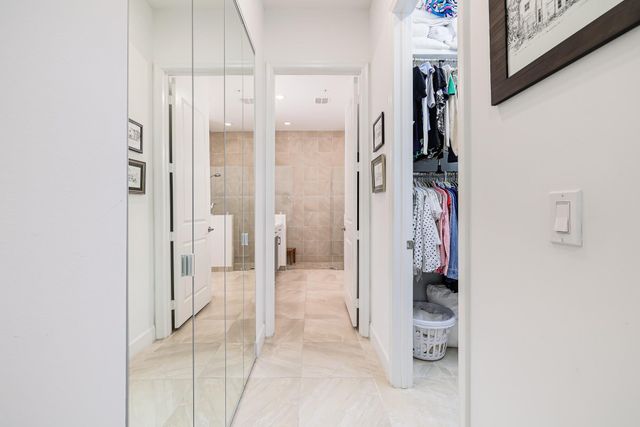 22954 Clear Echo Drive 31, Boca Raton, FL 33433