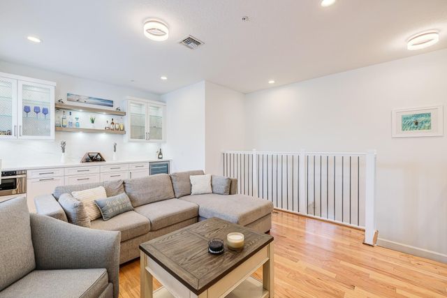 22954 Clear Echo Drive 31, Boca Raton, FL 33433