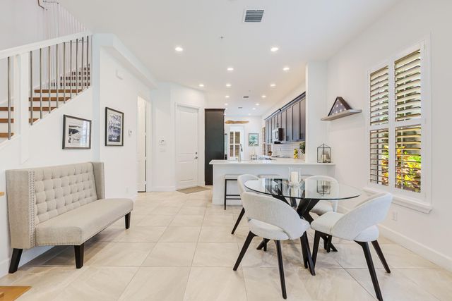 22954 Clear Echo Drive 31, Boca Raton, FL 33433