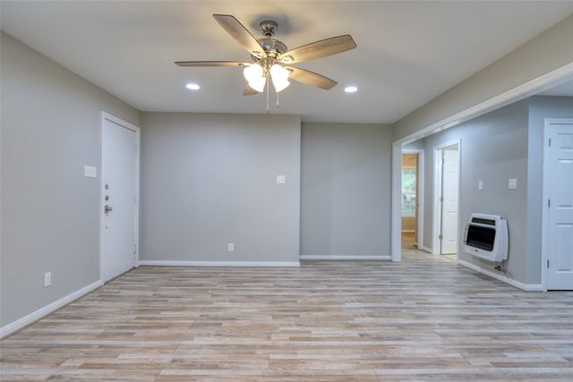 1545 Reuter Avenue, Waco, TX 76708