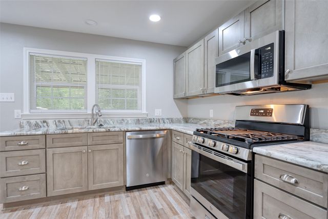 1545 Reuter Avenue, Waco, TX 76708