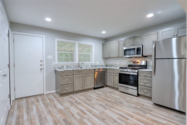 1545 Reuter Avenue, Waco, TX 76708