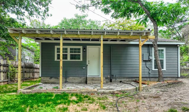 1545 Reuter Avenue, Waco, TX 76708
