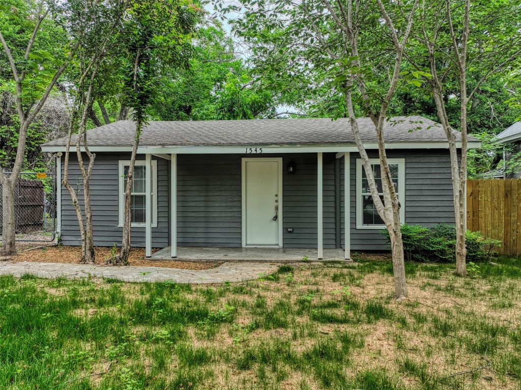 1545 Reuter Avenue, Waco, TX 76708
