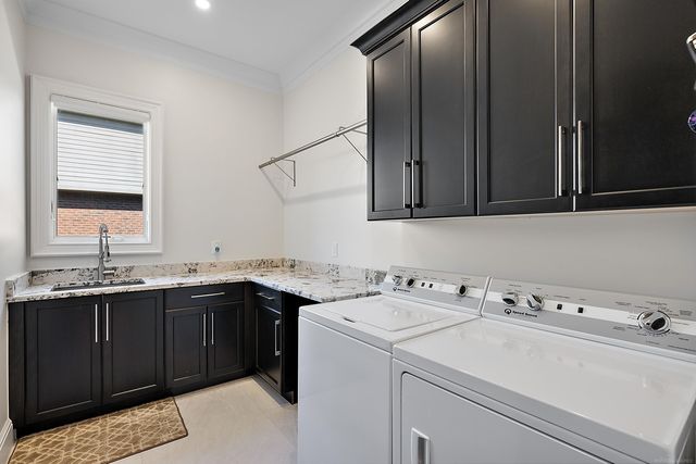2612 Invitational Drive, Oakland, MI 48363