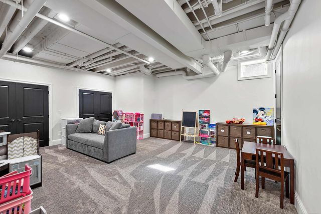 2612 Invitational Drive, Oakland, MI 48363