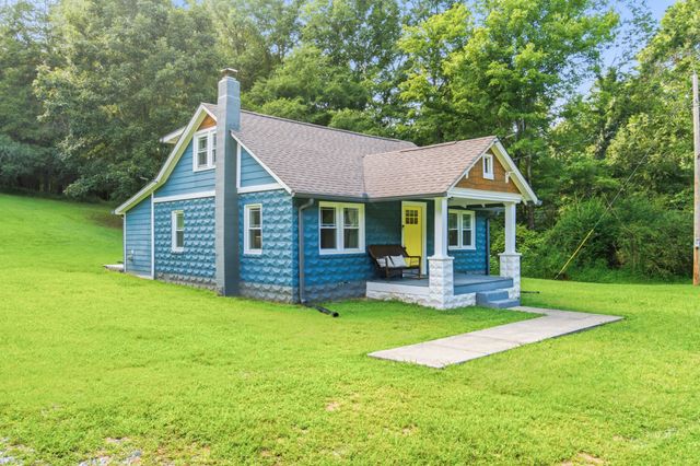 1199 Hillcrest Rd, Dickson, TN 37055