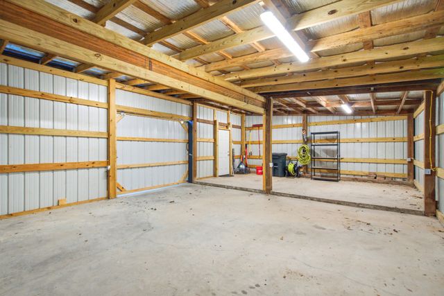 1199 Hillcrest Rd, Dickson, TN 37055