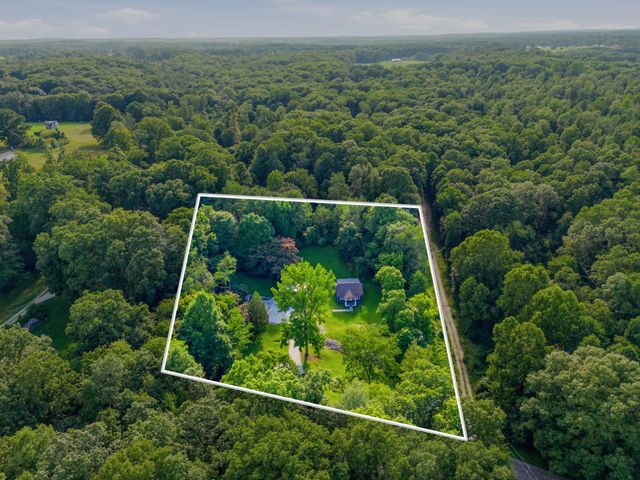 1199 Hillcrest Rd, Dickson, TN 37055