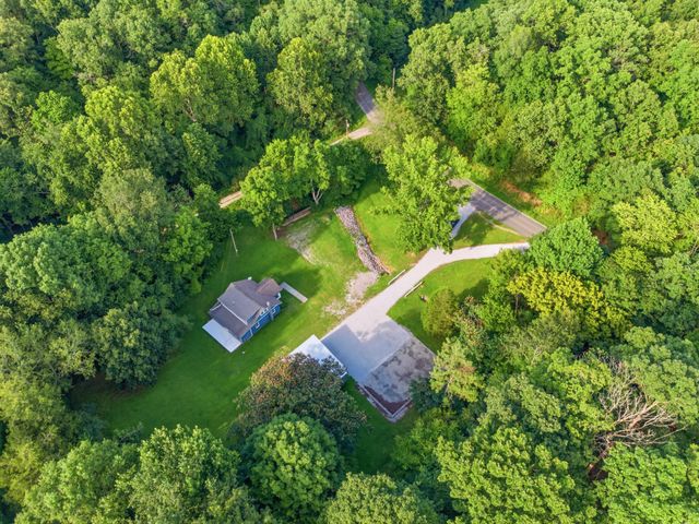 1199 Hillcrest Rd, Dickson, TN 37055