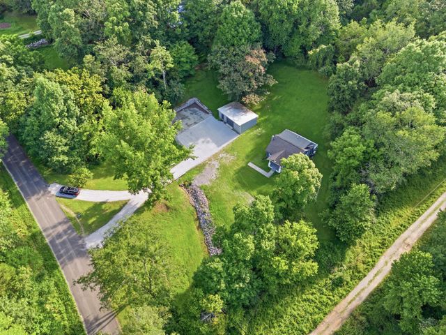 1199 Hillcrest Rd, Dickson, TN 37055