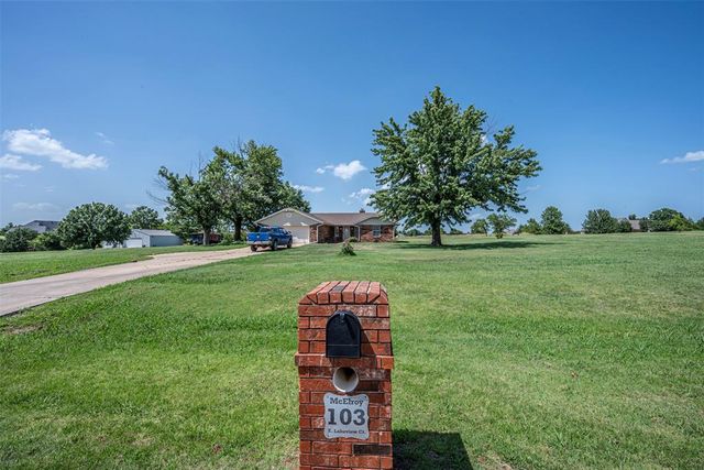 103 E Lakeview Court, Tecumseh, OK 74873