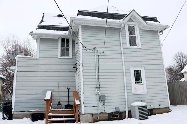 986 Euclid Street, Saint Paul, MN 55106