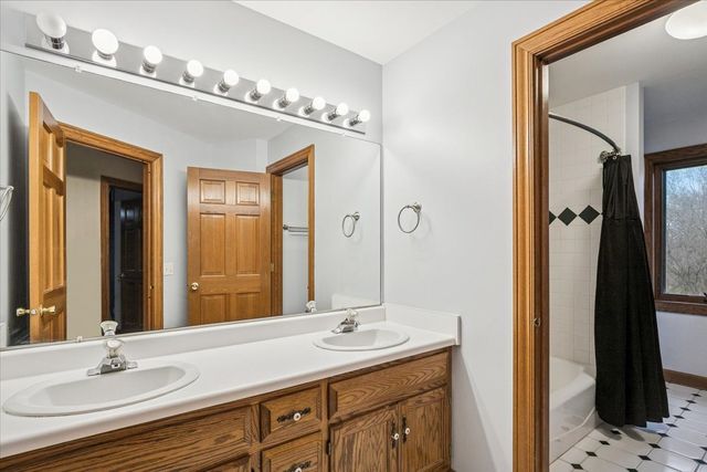 16693 W CHERRYWOOD Lane, Wadsworth, IL 60083