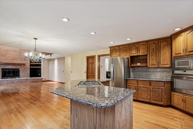 16693 W CHERRYWOOD Lane, Wadsworth, IL 60083