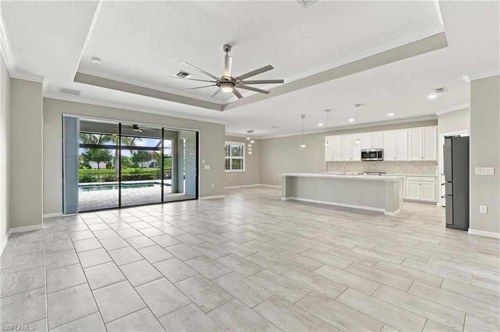 10081 Avalon Lake CIR, FORT MYERS, FL 33913 — photo 5