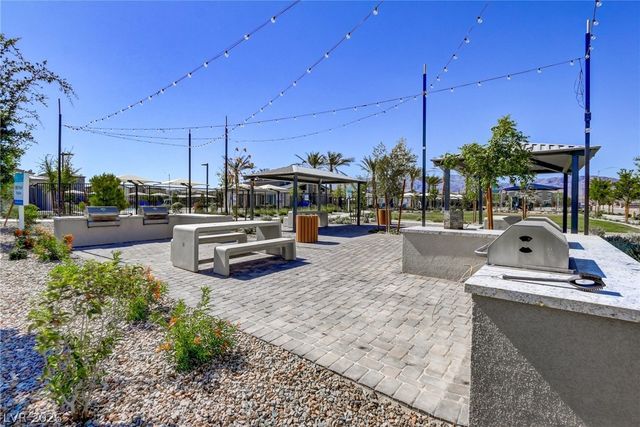 6855 Crimson Shadow Street, North Las Vegas, NV 89086
