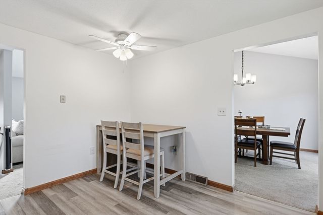 54 Hampden Ln, Agawam, MA 01001