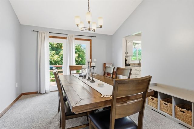 54 Hampden Ln, Agawam, MA 01001