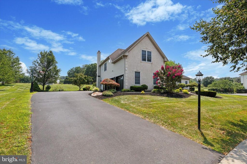 11 PAIGE TRL, Perkasie, PA 18944