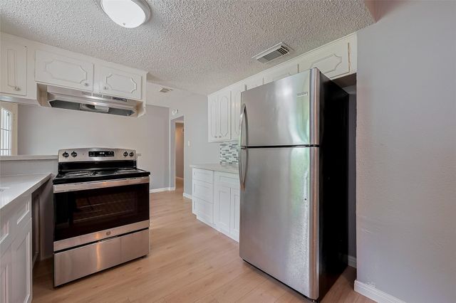 206 Beaver Bend Road, Houston, TX 77037