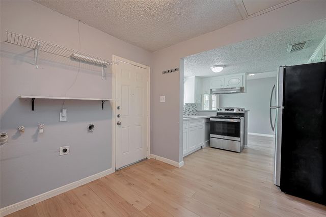 206 Beaver Bend Road, Houston, TX 77037