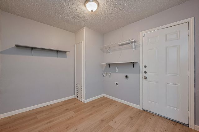 206 Beaver Bend Road, Houston, TX 77037