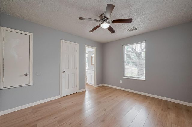 206 Beaver Bend Road, Houston, TX 77037