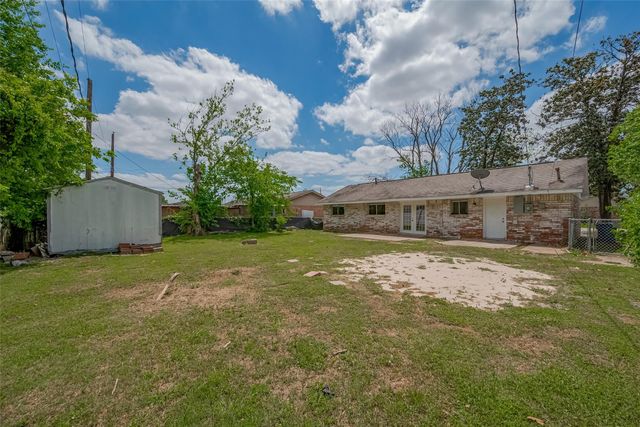 206 Beaver Bend Road, Houston, TX 77037