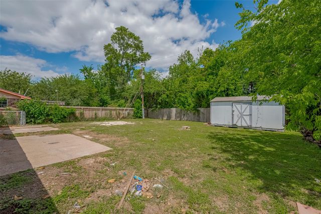 206 Beaver Bend Road, Houston, TX 77037