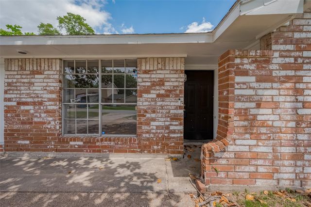 206 Beaver Bend Road, Houston, TX 77037