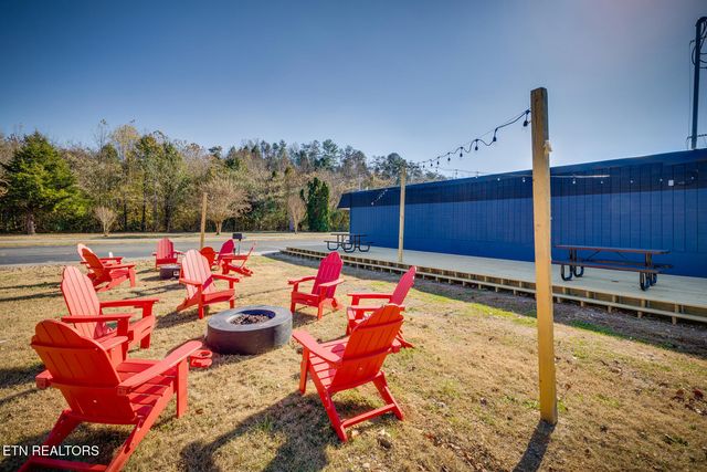 E 7052 E Lamar Alexander Parkway Pkwy, Townsend, TN 37882