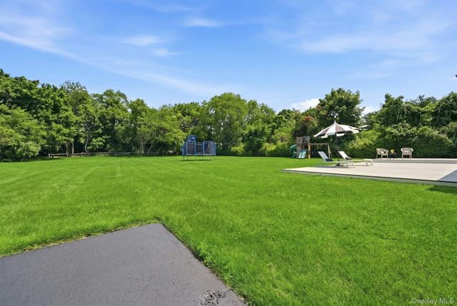 7 Fleet Court, Northport, NY 11768